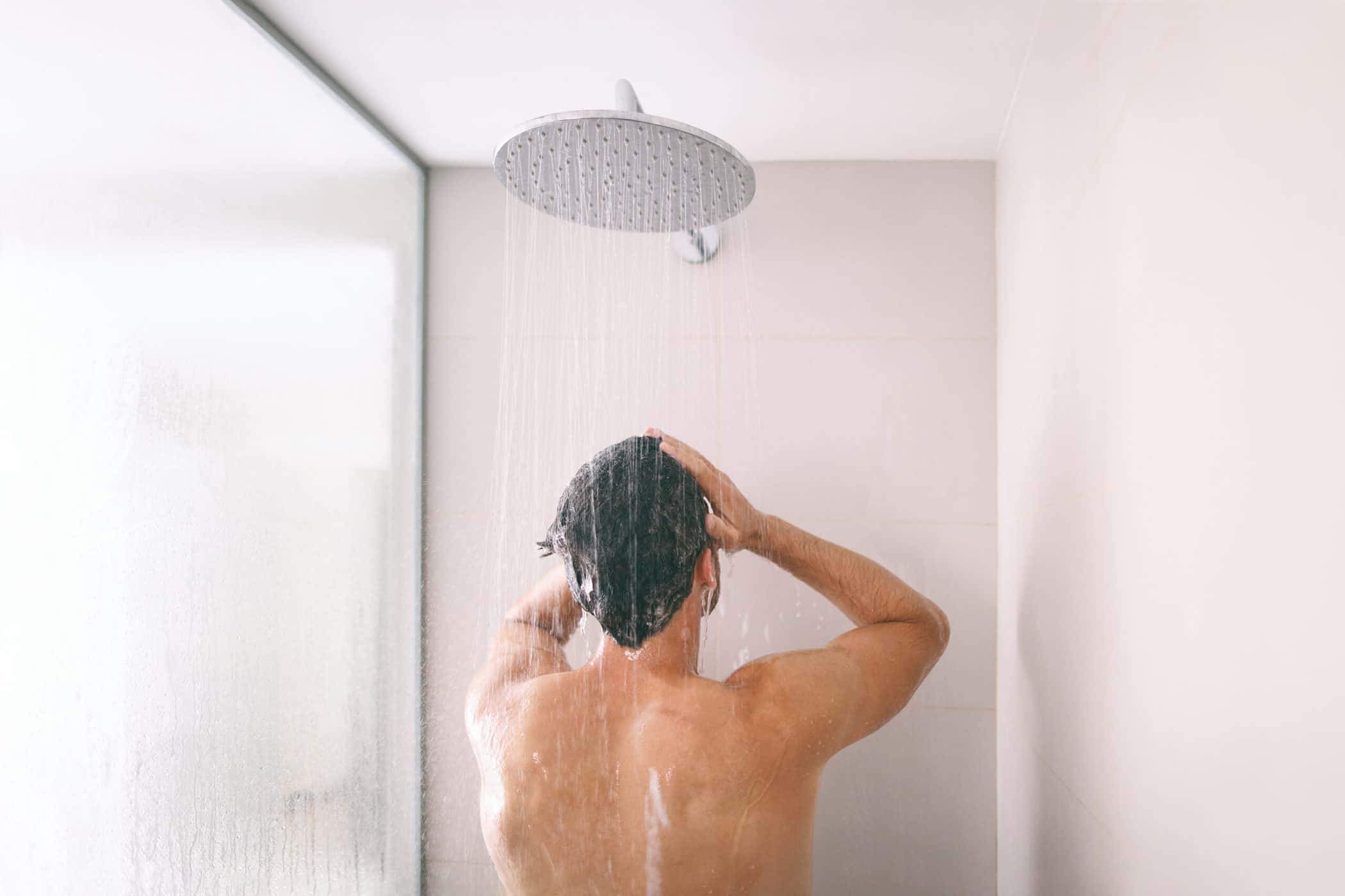 Tắm nước nóng có tác dụng gì - Thư giãn cơ bắp